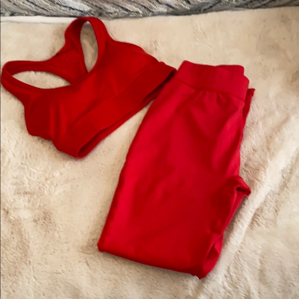 Saski xs sports bra and s leggings
